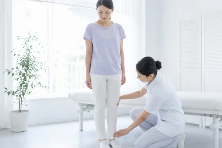 脚のラインや姿勢を整えるイメージ
