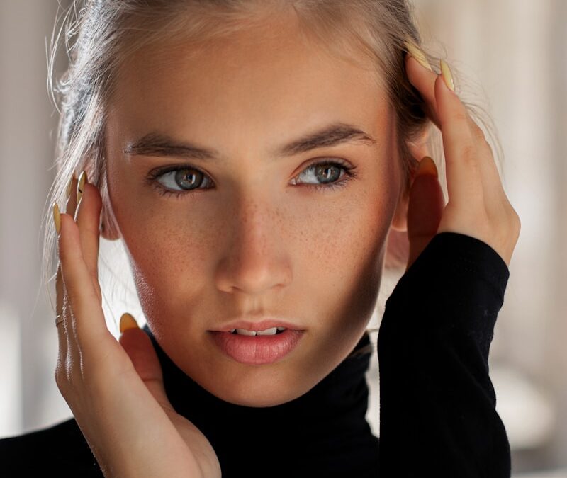 プロが教える！自宅でできる簡単セルフチェックで顔の歪みを早期発見